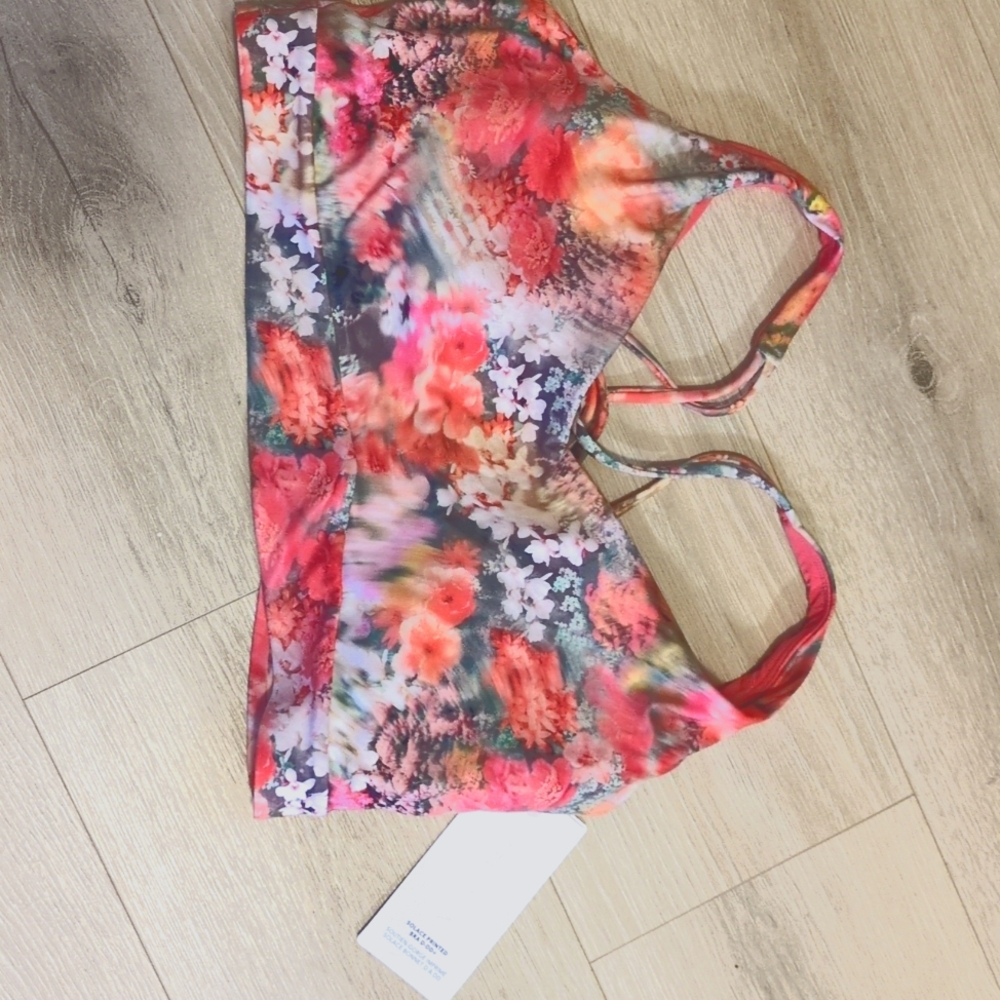 NWT Athleta Solace D-DD+ Sports Bra